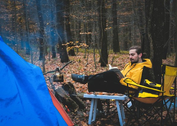 Quels sont les meilleurs circuits pédestres pour découvrir les vignobles alsaciens sans voiture?